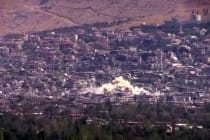 Bomb blasts near school in Syrian Homs