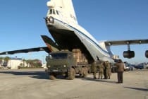 Syria’s Air Force delivers humanitarian cargo to Deir ez-Zor residents