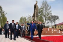 Leader of the nation unveiled monument to King Ismoili Somoni in Buston village of Mastchoh district