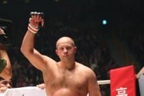 Russian MMA fighter Fedor Emelianenko beats Fabio Maldonado