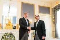 Tajikistan Ambassador Rahmatullozoda presents Credentials to the King of the Netherlands