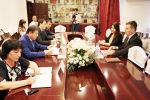 Issues related to refugees and asylum-seekers discussed in Dushanbe