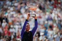 Rafael Nadal wins 10th title at Roland Garros
