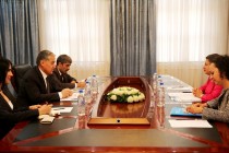 Meeting of Foreign Minister with the UNICEF Regional Director for Central and Eastern Europe and the Commonwealth of Independent States
