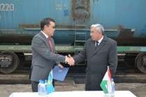 Kazakhstan provided humanitarian aid to Tajikistan in the form of fuel oil