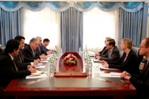 Tajik Foreign Minister hosts OSCE secretary general