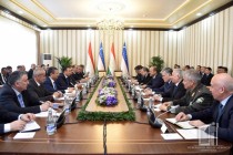 Tajik-Uzbek Intergovernmental Commission Discuss Joint Ventures in Termez