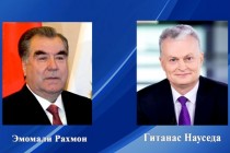 Emomali Rahmon  congratulates Gitanas Nausėda on election victory