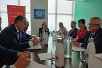 Tajik FM and Canadian Envoy Discuss Bilateral Cooperation