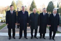 President Emomali Rahmon Laid a Flower at the Monument to Islam Karimov