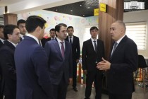 Chairman Rustam Emomali Looks at the Renovation Process in Tashkent