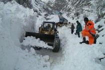 Tajik CESCD Warns About Avalanche Risk on the Mountainous Roads