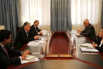 Tajik FM Muhriddin Meets with UN Resident Coordinator Sinanoglu and WB Country Manager Olters