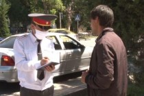 Dushanbe Police Officers Emphasize Mask Requirement and Fine Drivers Exceeding Passenger Capacity