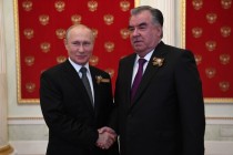 President Emomali Rahmon Attends Victory Parade in Moscow