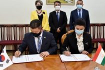Labor Minister Amonzoda and Koshuma Chairman Jebok Sign a Memorandum