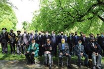 Tajik Ambassador to the US Attends Wreath-Laying Ceremony at the Spirit of the Elbe Memorial Plaque in Washington
