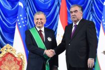 President Emomali Rahmon Awards Order of Zarrintoj to President of Uzbekistan Shavkat Mirziyoyev