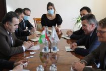 Tajik Minister of Energy and USAID Director Discuss Integration of Renewable Energy Sources