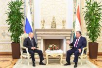 Putin Notes His Appreciation of Work of Tajik Migrants in Russia