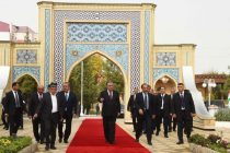 President Emomali Rahmon Visits the Tomb of the Scientist and Philosopher of the East Mir Sayyid Ali Hamadoni