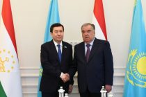 President Emomali Rahmon Meets the Speaker of the Majilis of the Parliament of Kazakhstan Yerlan Koshanov