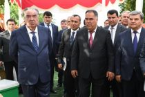 Head of State Emomali Rahmon Gets Acquainted with Growth of Crops, Legumes and Visits Exhibition of Agricultural Goods and Folk Crafts
