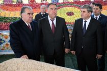 Leader of the Nation Emomali Rahmon Visits the Exhibition of Agricultural Products in Bobojon Ghafurov District