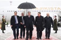 President of Tajikistan Emomali Rahmon Arrives in Belarus for CSTO Summit