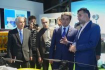 Rustam Emomali Gets Acquainted with the Iran House of Innovation and Technology