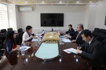 Export of Tajik Organic Fruits to France Discussed in Dushanbe