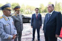 President Emomali Rahmon gets acquainted with the service and living conditions of border guards