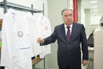 Leader of the Nation Emomali Rahmon visits the Tajik-Korean garment factory «Oriyon J Textile», lays foundation stone for the second stage