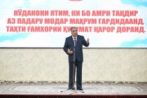 The Head of State Emomali Rahmon presents gifts to orphaned teenagers in the city of Konibodom