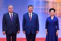 Emomali Rahmon attends welcome ceremony hosted by Xi Jinping
