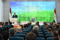 President Emomali Rahmon met with leadership and staff of the Committee for Environmental Protection
