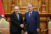 President Emomali Rahmon meets with Prime Minister of the Republic of Armenia Nikol Pashinyan
