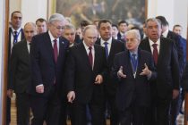 President Emomali Rahmon visits the State Hermitage Museum