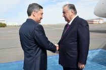 Emomali Rahmon Arrives in Astana for Regional Environmental Summit and Aral Sea Meeting