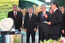 President Emomali Rahmon Visits the Regional Ecological Summit Exhibition in Astana
