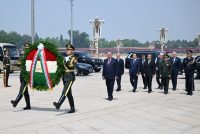 President of Tajikistan Lays Wreath at Monument to the People’s Heroes in Beijing